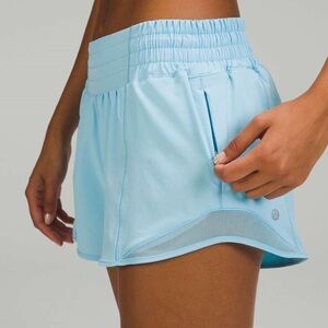 Rare NWOT lulu shorts